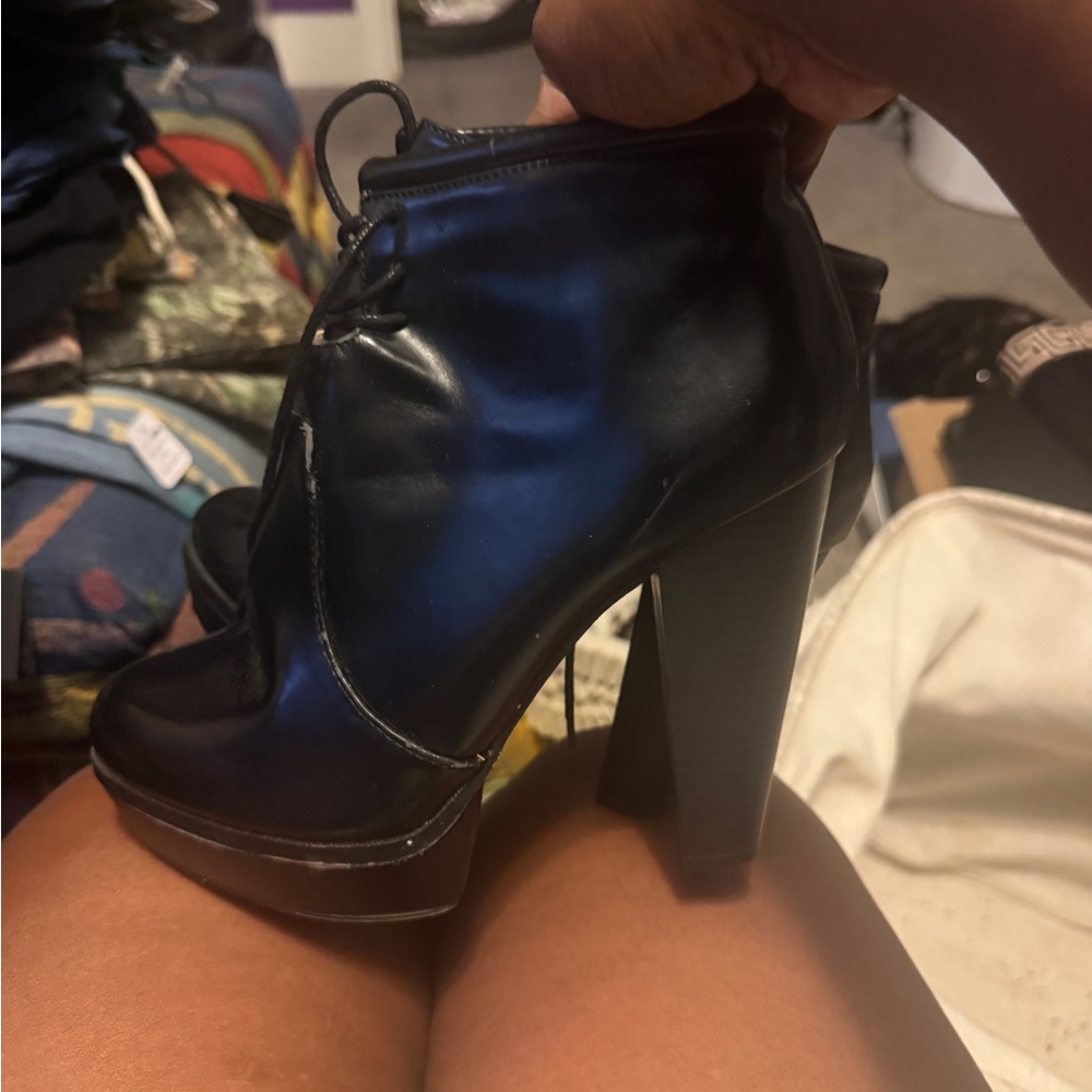 Forever 21 Shiny Black Heeled Boots